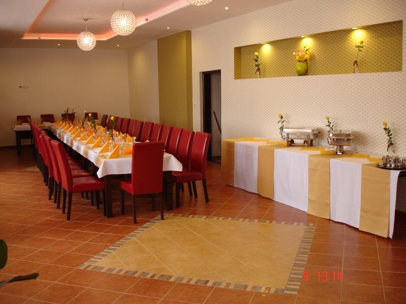 Hotel Gula Batizovce Esterno foto