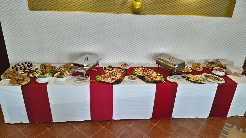 Hotel Gula Batizovce Esterno foto