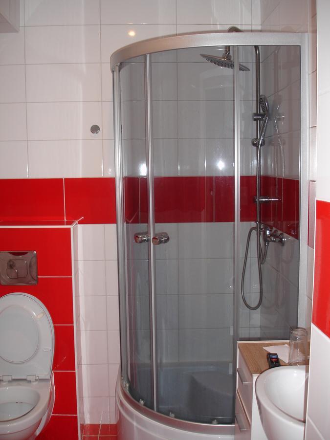 Hotel Gula Batizovce Esterno foto