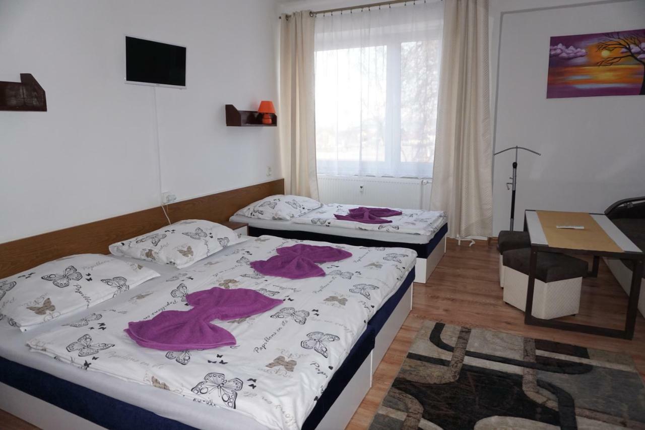 Hotel Gula Batizovce Esterno foto